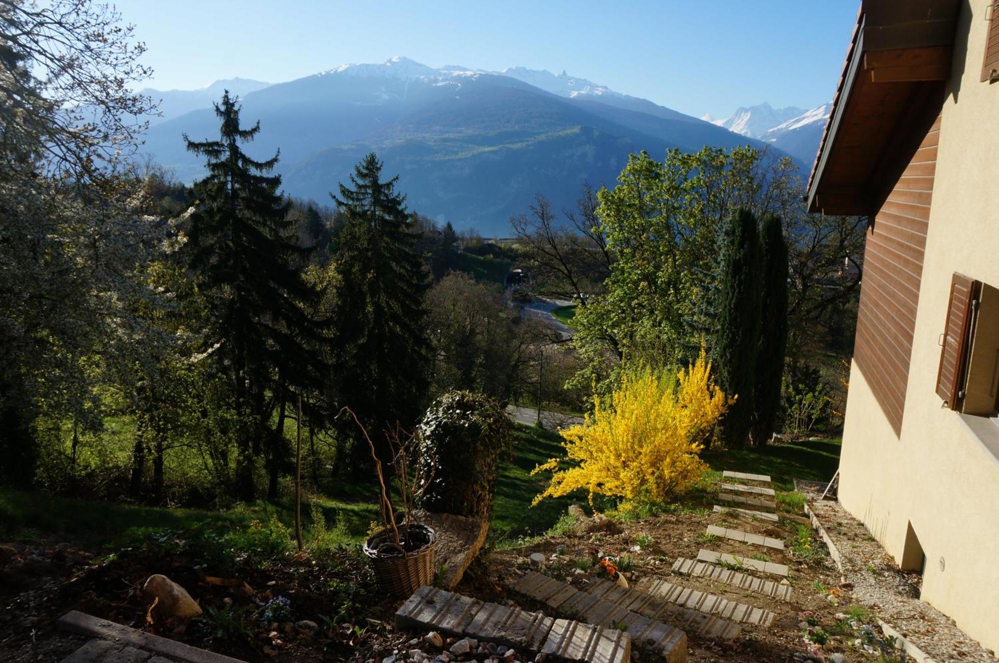 Bnb Valais - By La Sittelle Grimisuat Экстерьер фото